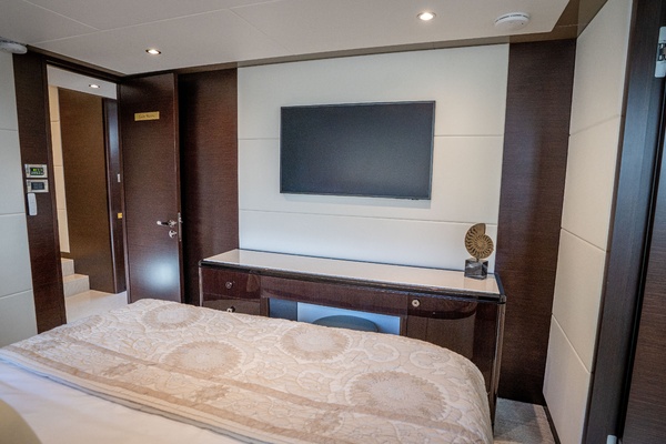 Cool Change  107ft Ocean Alexander Yacht For Sale