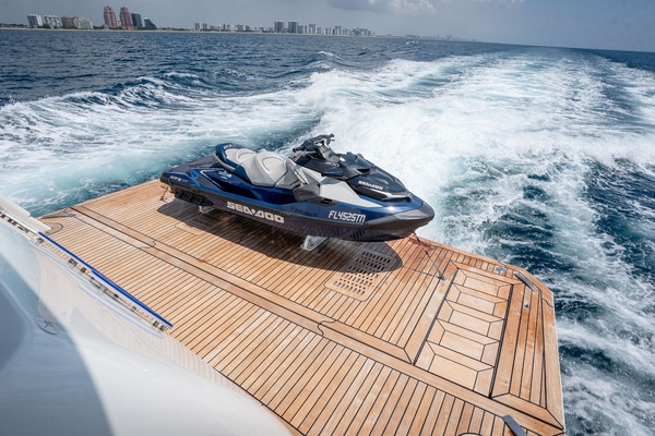 Cool Change  107ft Ocean Alexander Yacht For Sale