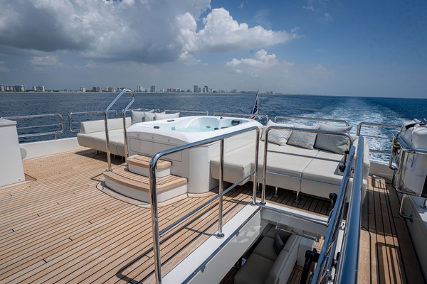 Cool Change  107ft Ocean Alexander Yacht For Sale