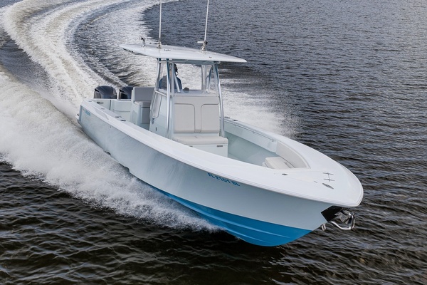 32ft Contender Yacht For Sale