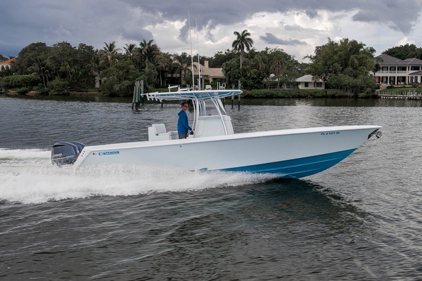32ft Contender Yacht For Sale