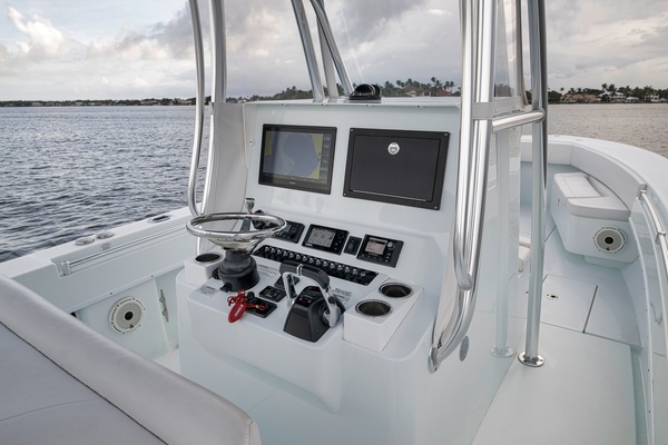 32ft Contender Yacht For Sale