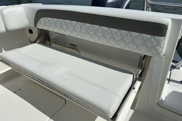 28ft World Cat Yacht For Sale