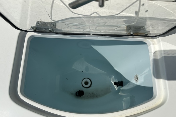 28ft World Cat Yacht For Sale
