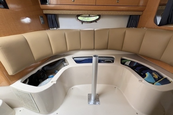 29ft Chaparral Yacht For Sale