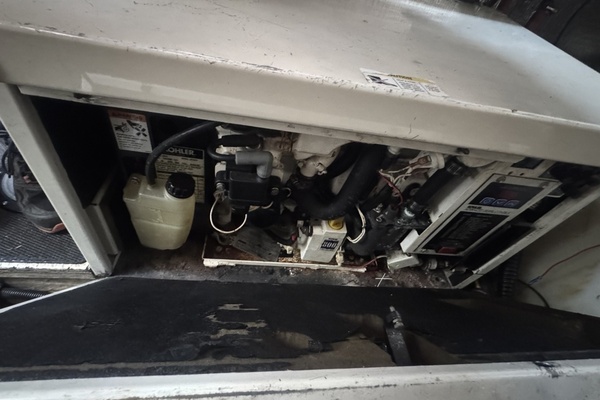 29ft Chaparral Yacht For Sale