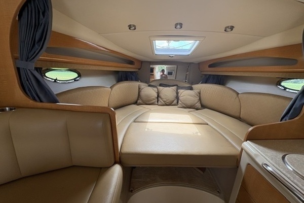 29ft Chaparral Yacht For Sale