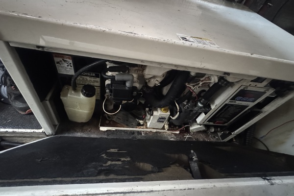 29ft Chaparral Yacht For Sale