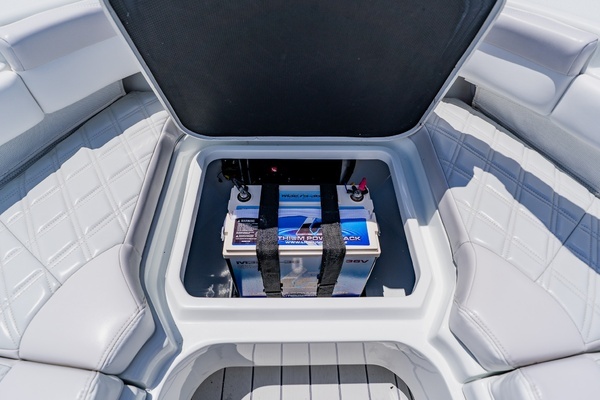 2023 Yellowfin 26