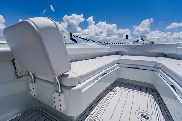 2023 Yellowfin 26