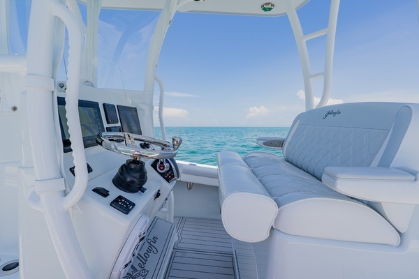 2023 Yellowfin 26