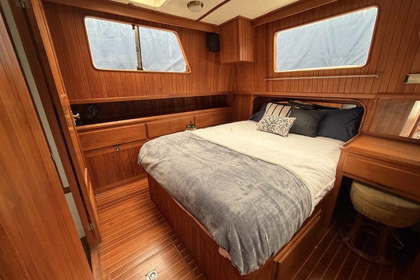 Cthulhu 36ft Monk Yacht For Sale