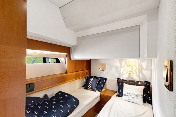 Prestige 60 Yacht For Sale
