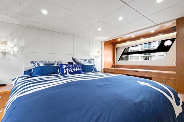 Prestige 60 Yacht For Sale