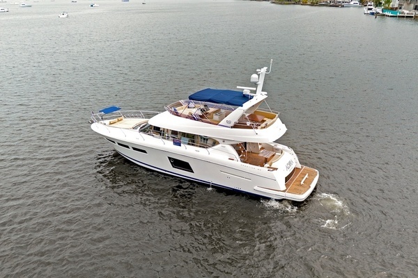 2011 Prestige 60