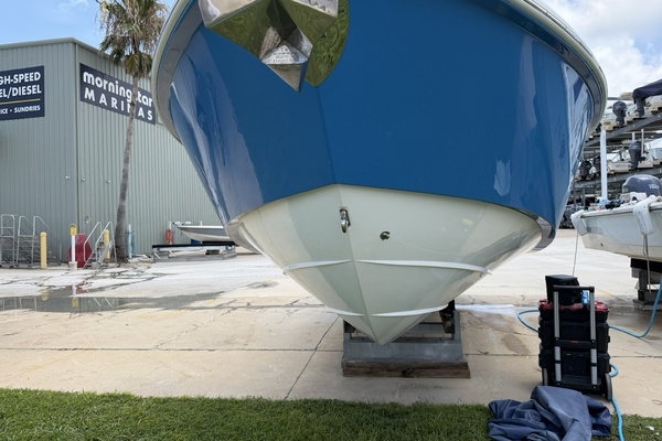 27ft Everglades Yacht For Sale