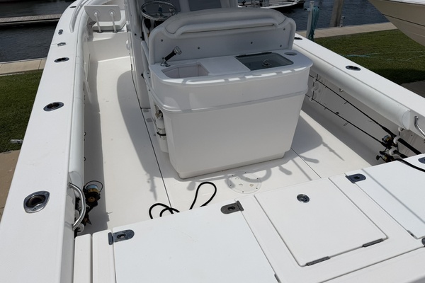 27ft Everglades Yacht For Sale
