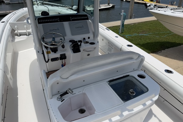 27ft Everglades Yacht For Sale