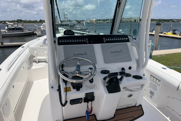 27ft Everglades Yacht For Sale