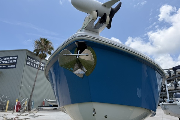 27ft Everglades Yacht For Sale