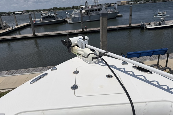 27ft Everglades Yacht For Sale