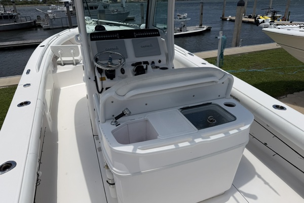 27ft Everglades Yacht For Sale