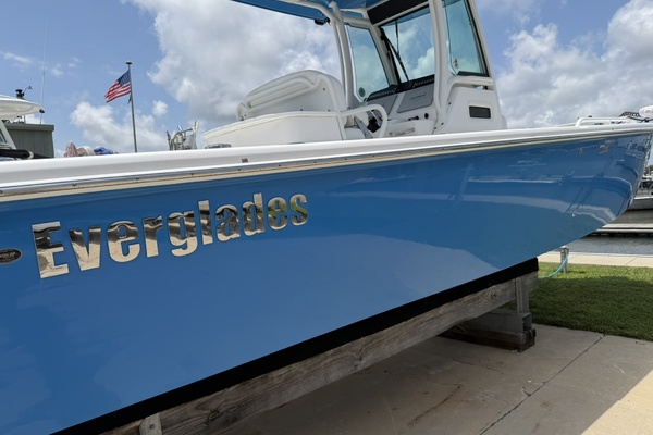 27ft Everglades Yacht For Sale