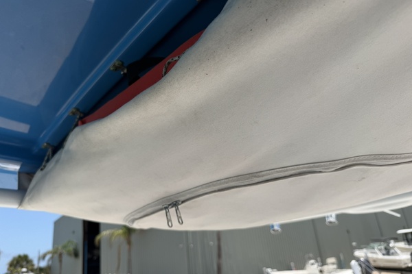 27ft Everglades Yacht For Sale
