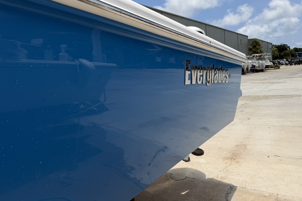 27ft Everglades Yacht For Sale