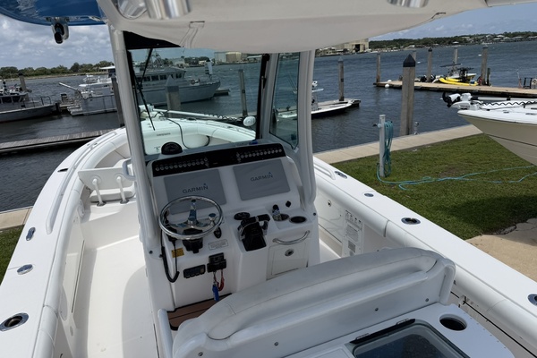 27ft Everglades Yacht For Sale