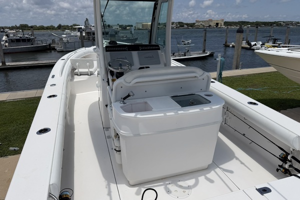 27ft Everglades Yacht For Sale