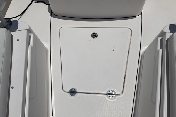 27ft Everglades Yacht For Sale