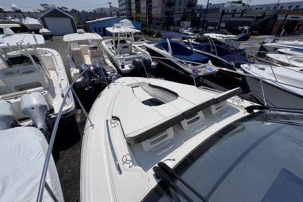 2019 Sea Ray 35