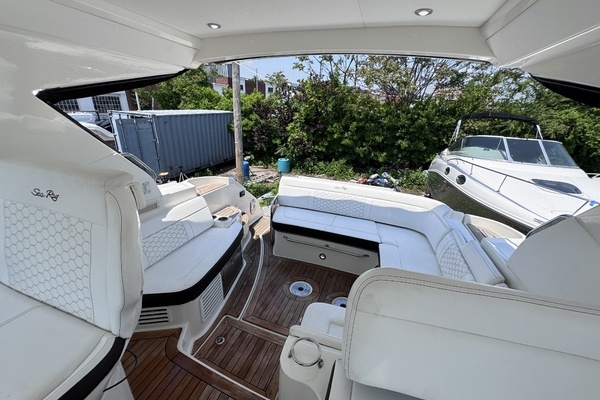 2019 Sea Ray 35