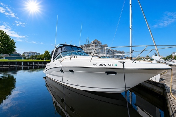 29-ft-Four Winns-2001-298 VISTA-MIS ADVENTURE Ludington Michigan United States  yacht for sale