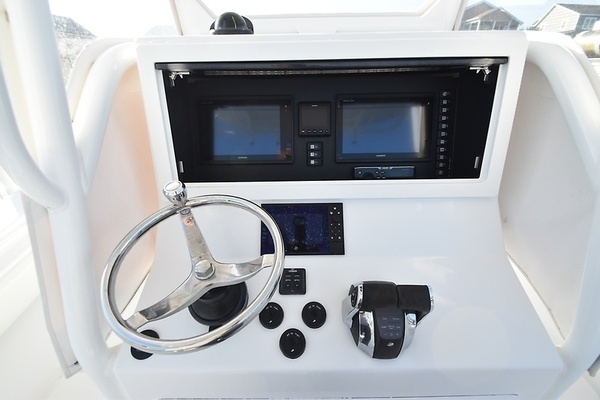 Onslow Bay 33 Tournament Edition Yacht For Sale