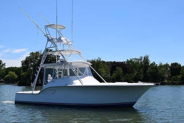 Kemosabe 36ft Custom Carolina Yacht For Sale