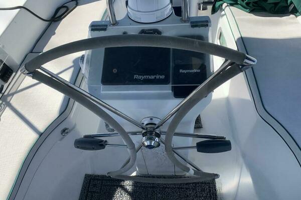 2004 Beneteau Oceanis 393