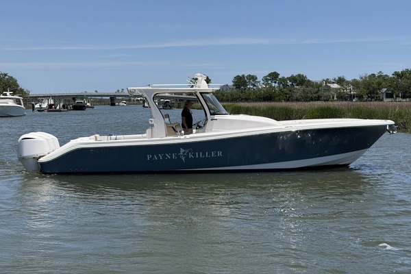 2016 Edgewater 36