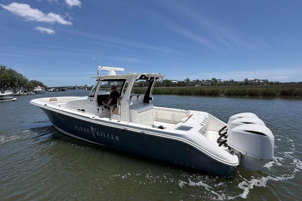 Edgewater 368 CC Yacht For Sale