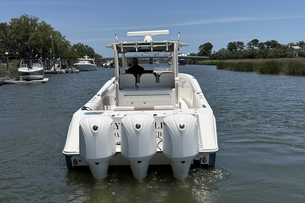 Edgewater 368 CC Yacht For Sale