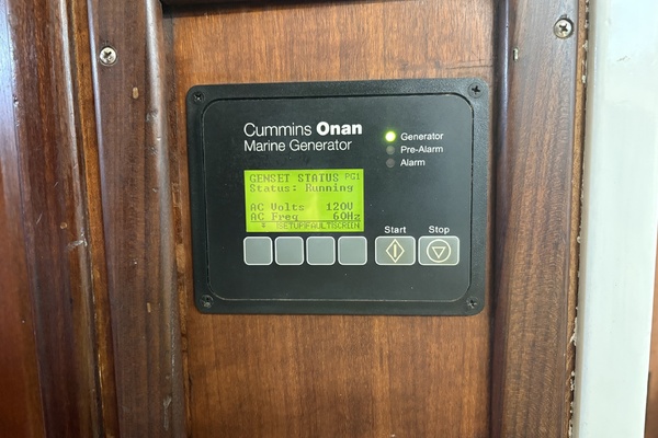 Reel Intel 42ft Hatteras Yacht For Sale