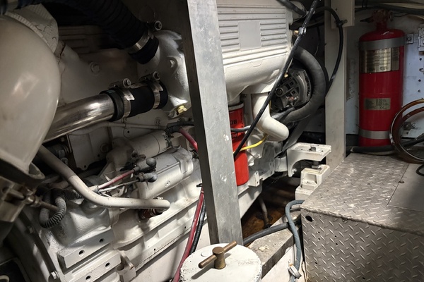 Reel Intel 42ft Hatteras Yacht For Sale
