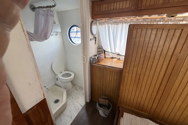 38ft Holiday Mansion Yacht For Sale