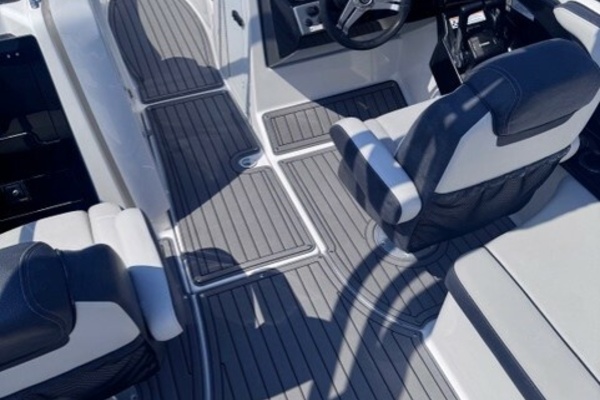 24ft Yamaha Boats Yacht For Sale