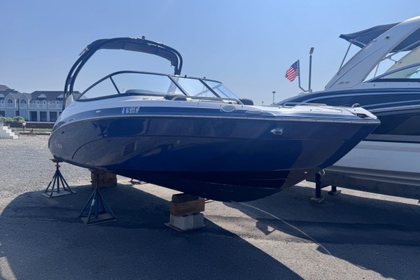 24ft Yamaha Boats Yacht For Sale
