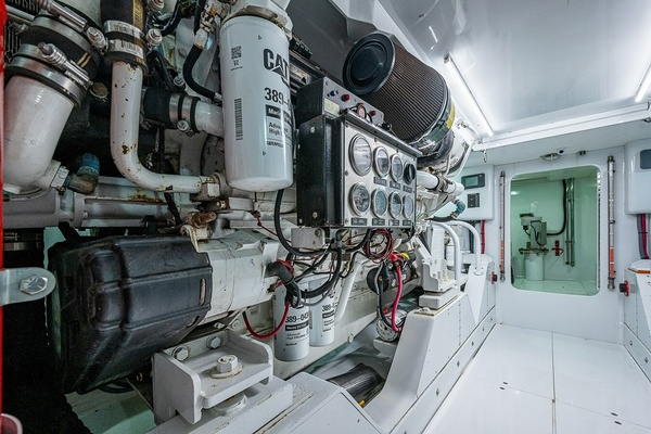 65ft American Custom Yachts Yacht For Sale