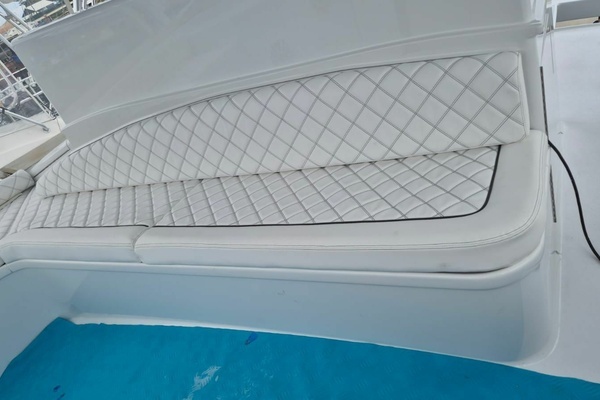 American Custom Yachts  Yacht For Sale