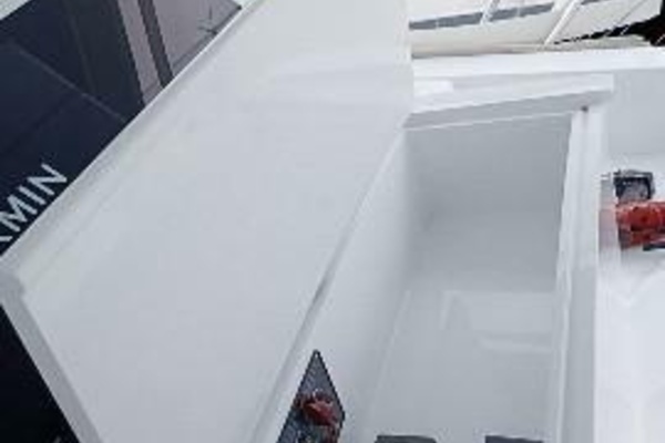 American Custom Yachts  Yacht For Sale