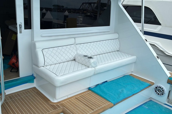 65ft American Custom Yachts Yacht For Sale